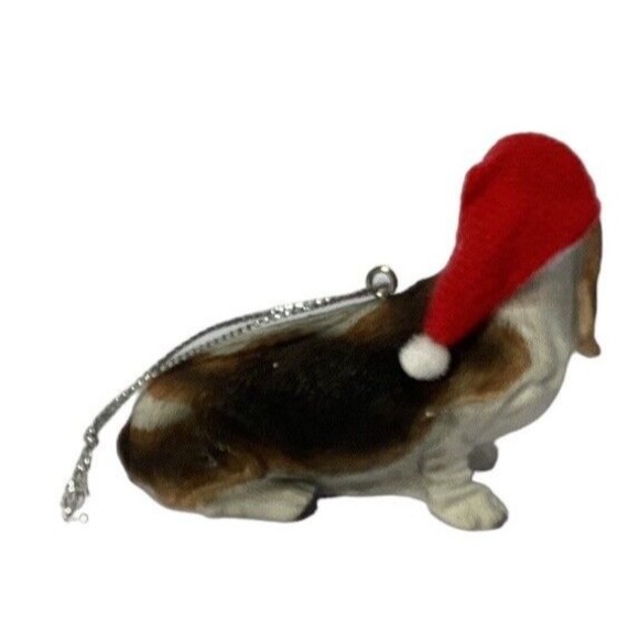 Sandicast Basset Hound Christmas Ornament - Picture 6 of 7